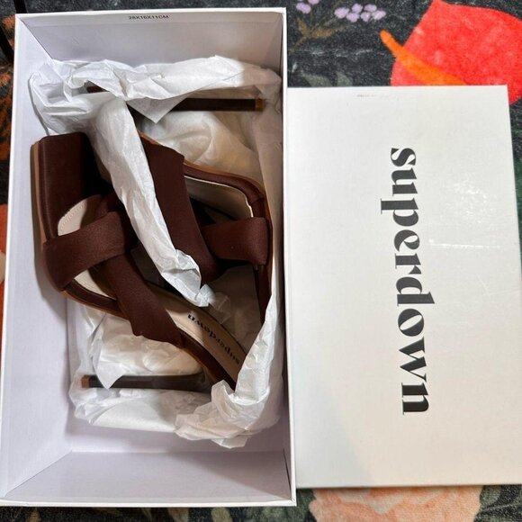 Superdown Women's Brown and Cream Courts - Picture 2 of 8